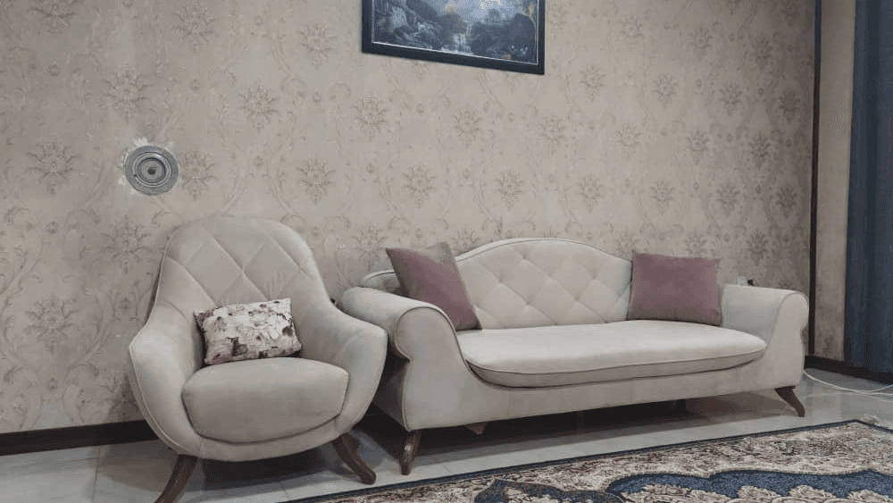 ویلا با استخر سرپوشیده دو خوابه در قلات شیراز