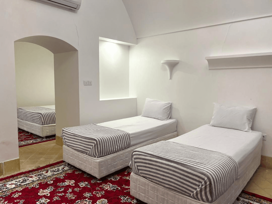 اجاره اتاق چهارتخت در فهادان یزد - 104 اتاق چهار تخته 