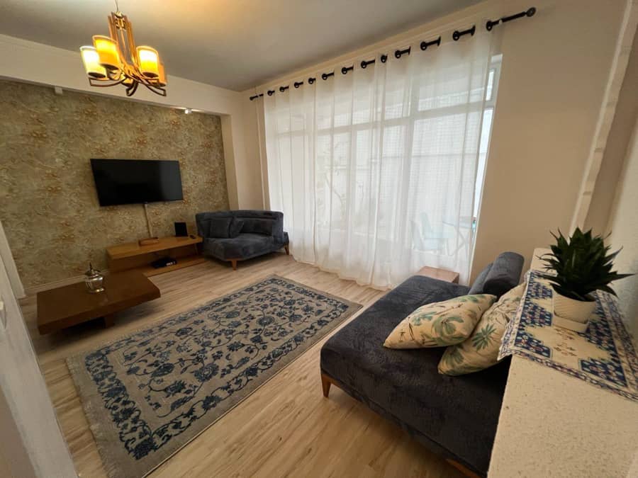 اجاره منزل ویلایی در خیابان شریعتی رشت  حیاط