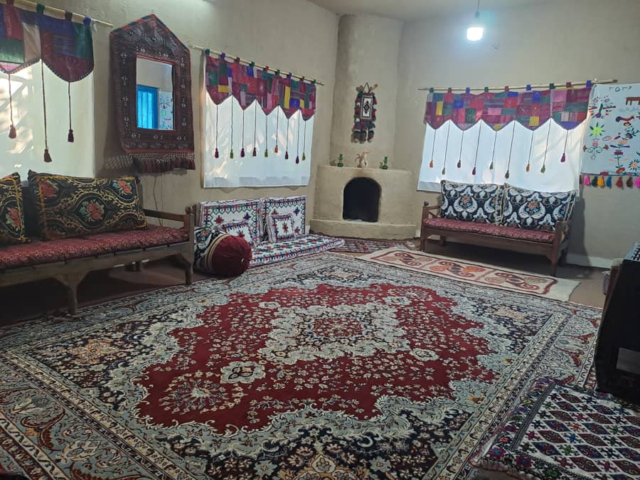 ویلا باغ در روستا ریگ چشمه پایین - مینودشت  نمای کلی اقامتگاه 
