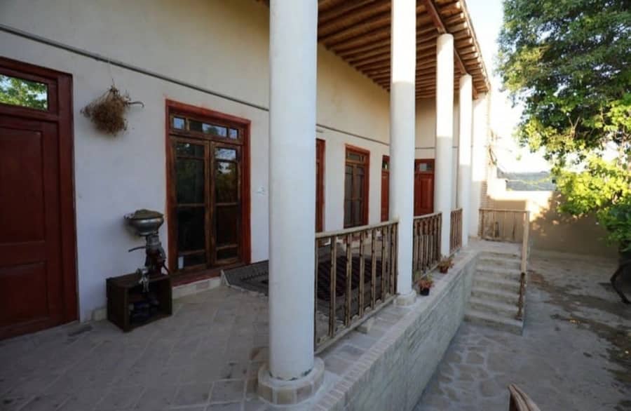 اجاره خانه سنتی در زیارت شیروان