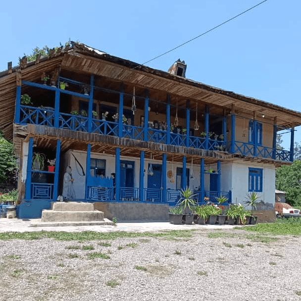 اقامتگاه سنتی در روستای آهندان لاهیجان - مادربزرگ نما