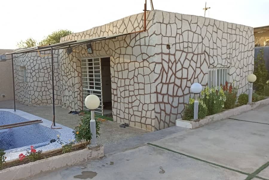ویلا باغ در روستای یفران اصفهان - جاده زیار  نما ساختمان 