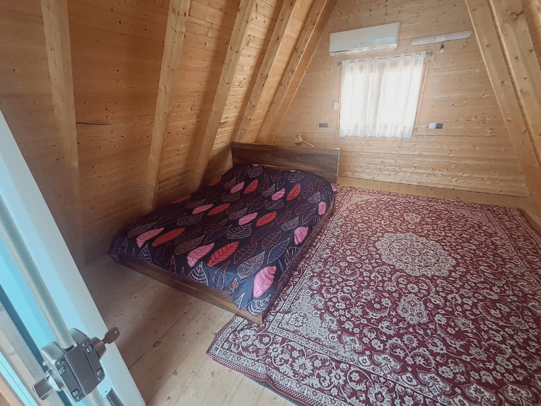 اجاره کلبه سوئیسی در روستا قرآن تالار شیرگاه - لفور  نما کلبه 