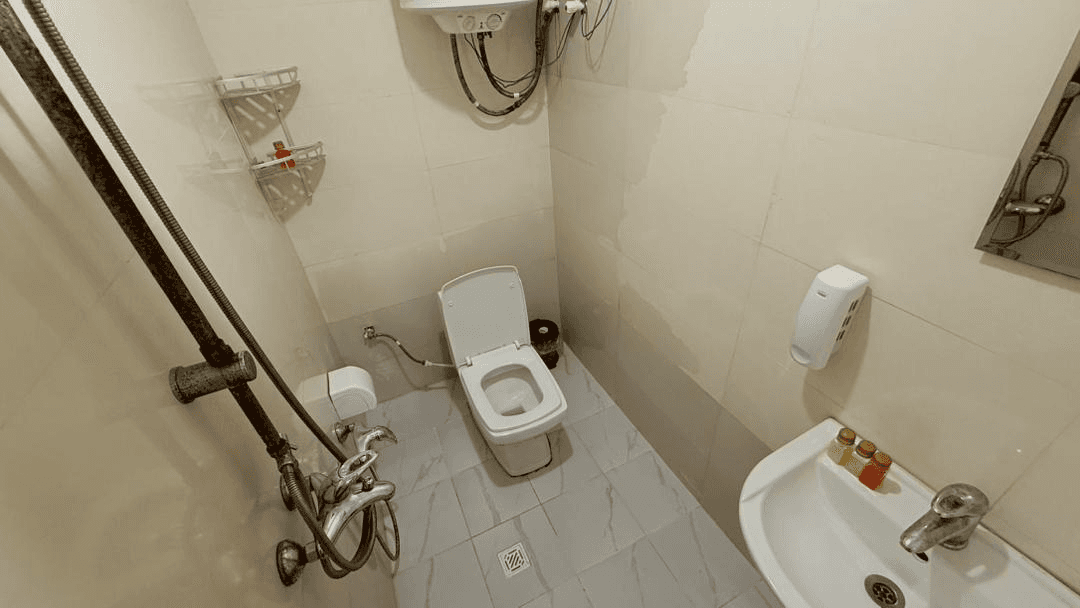 اقامتگاه بومگردی با استخر روباز آبسرد در سلخ قشم - دو تخته اتاق