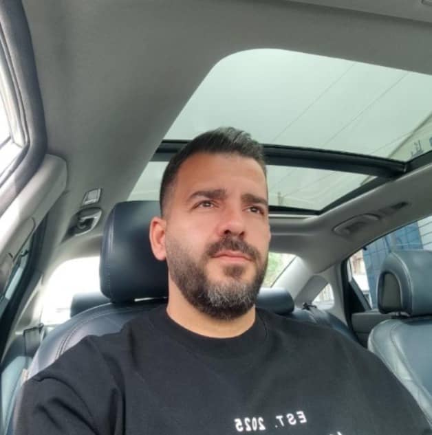 hostIntroImage-امیر حسین ملکی