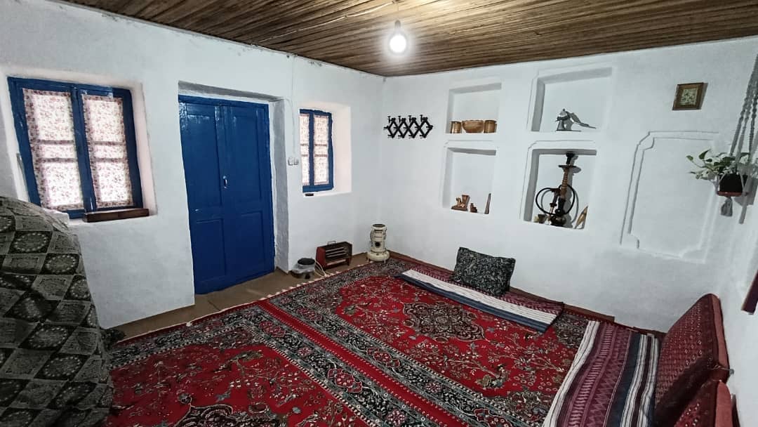 اقامتگاه سنتی در روستای آهندان لاهیجان - مادربزرگ نما