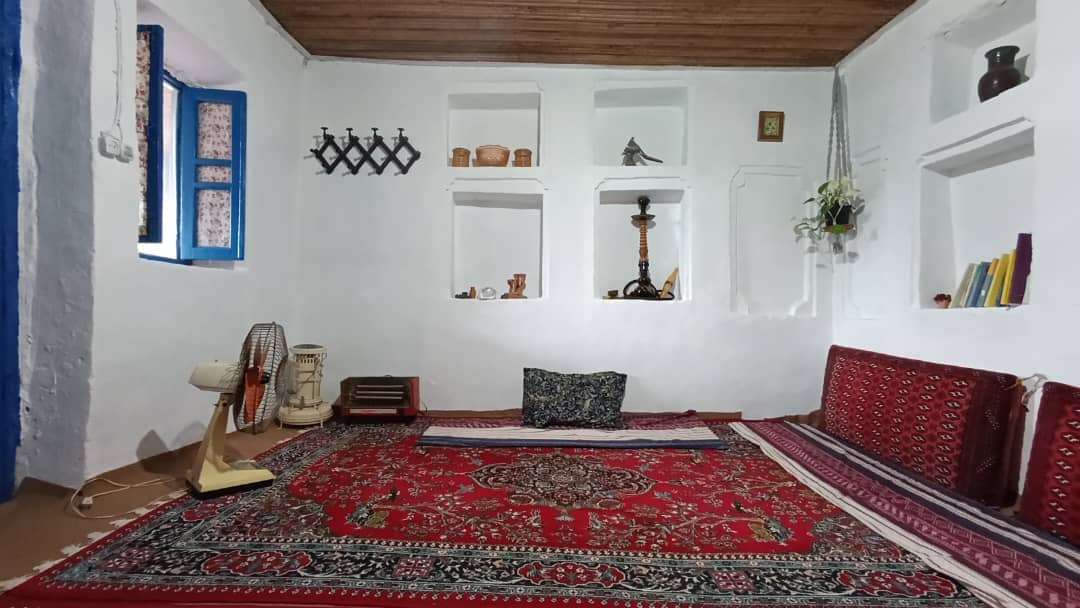 اقامتگاه سنتی در روستای آهندان لاهیجان - مادربزرگ نما