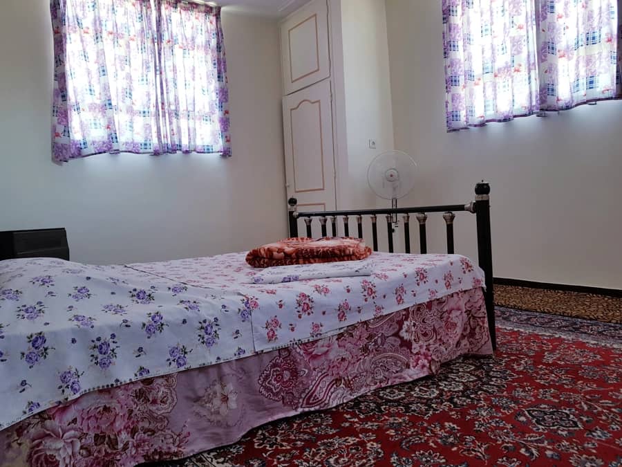 اجاره منزل مبله در لاله شمالی اصفهان-تک خواب همکف