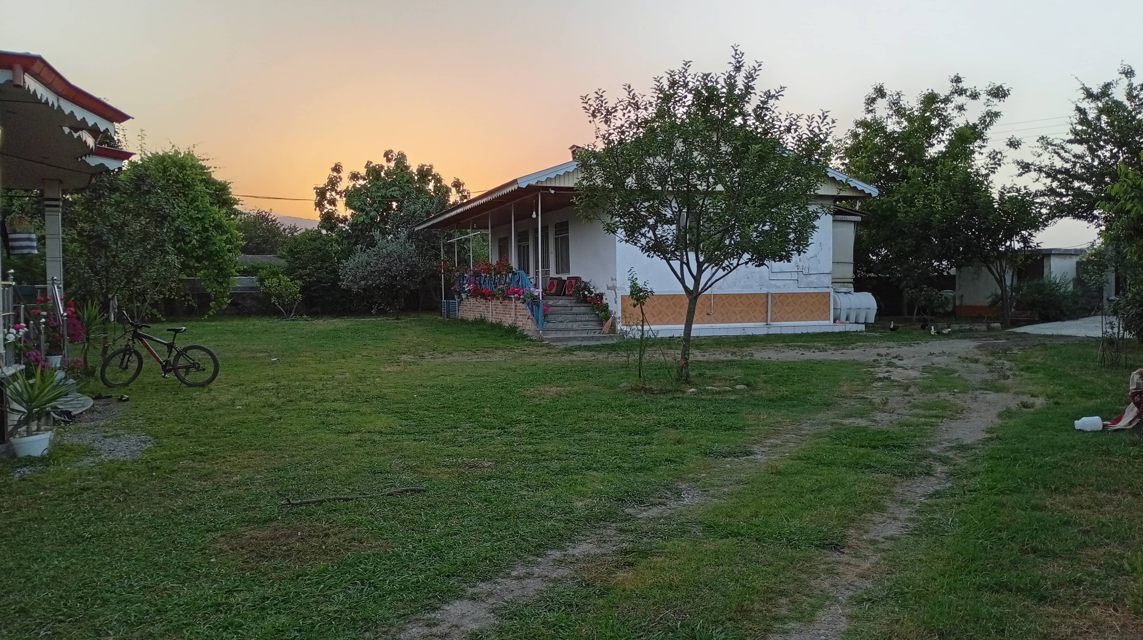 اجاره ویلا نزدیک ساحل در اسالم