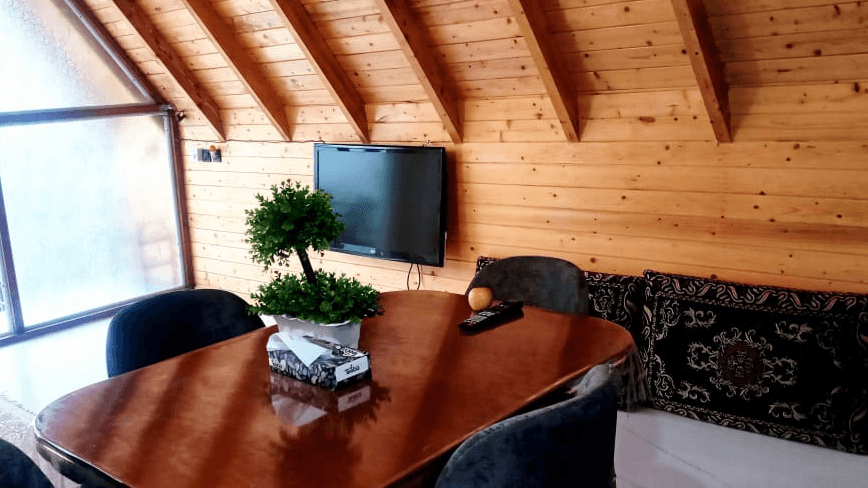 کلبه سوئیسی دوبلکس در روستا درازکلا شیرگاه نما کلبه 