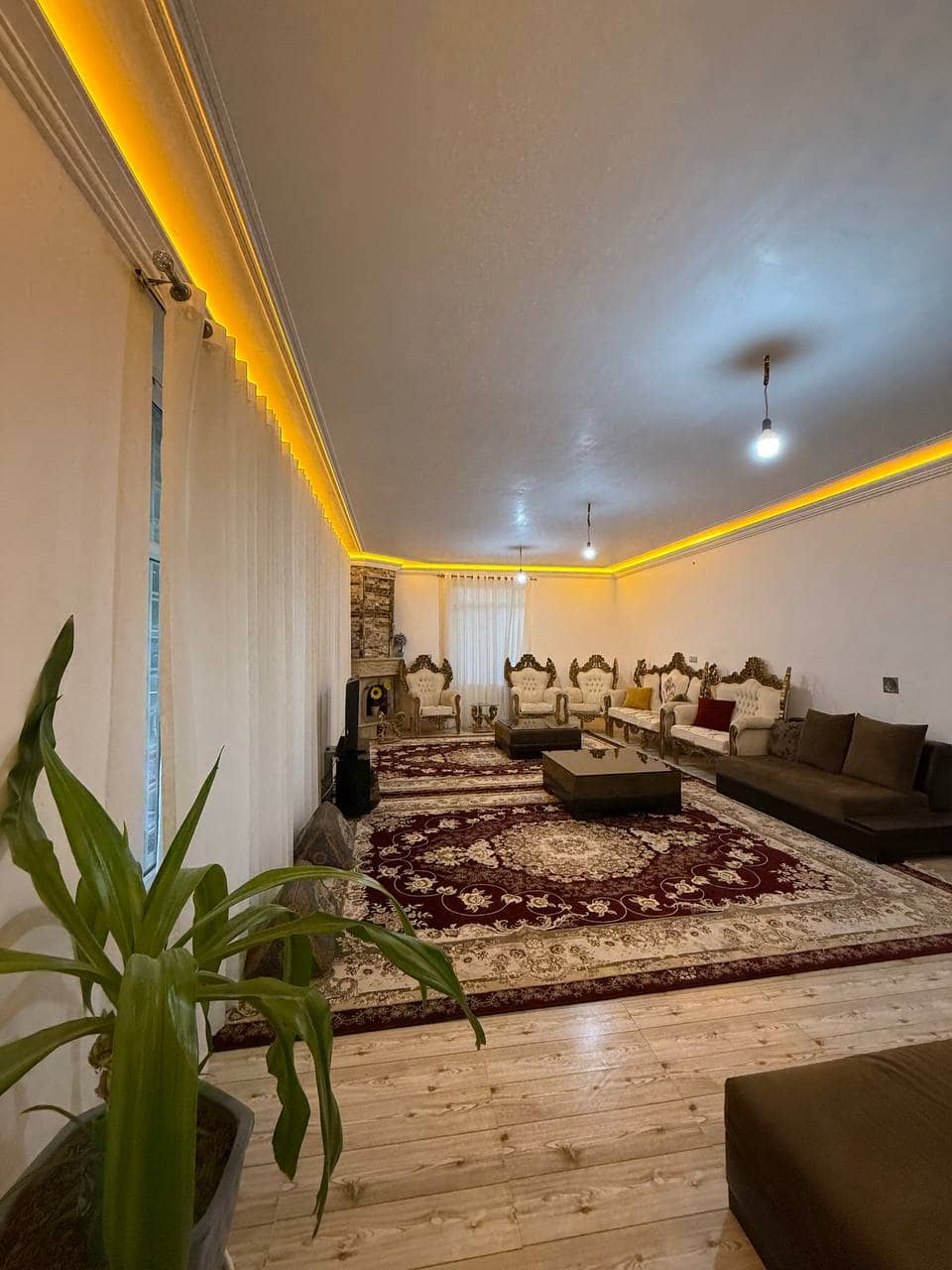 اجاره ویلا استخردار در سپیدان