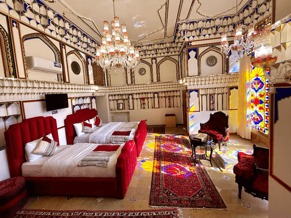 اجاره اتاق سه تخته در هشت بهشت اصفهان - شاهنشین اتاق سه تخته شاهنشین 