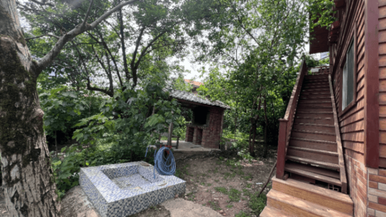 کلبه چوبی جنگلی در روستای خروم ماسال - طبقه اول  نما کلبه چوبی 