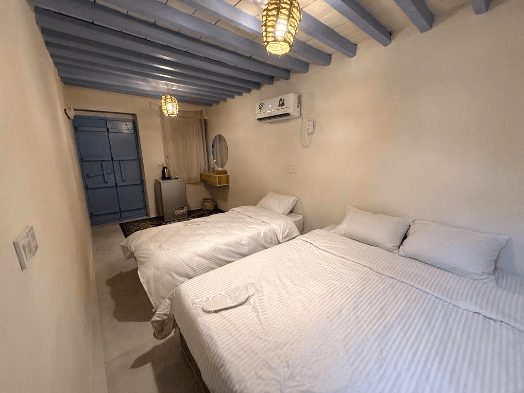 بومگردی در رمکان قشم - امبو اتاق امبو