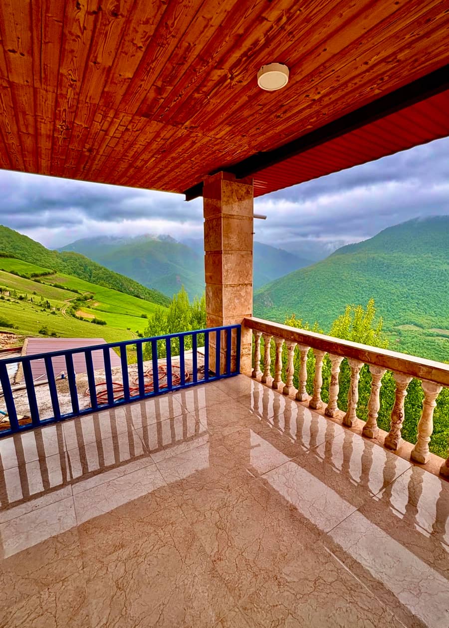 بومگردی در روستای میان رستاق علی‌آباد - 8 چشم انداز 