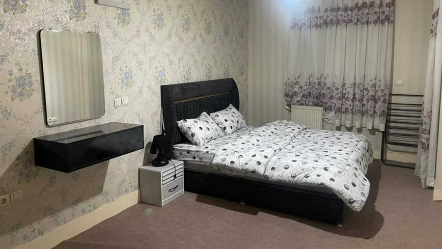 اجاره آپارتمان در شیراز معالی آباد - 301 سالن 