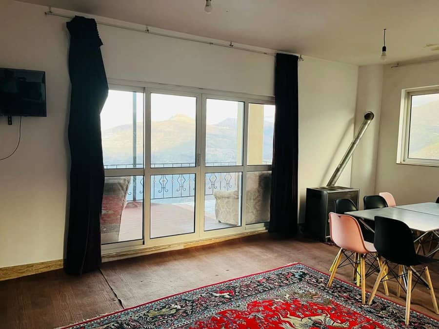 ویلا کوهستانی 3 خواب در فیلبند مازندران تراس و چشم انداز