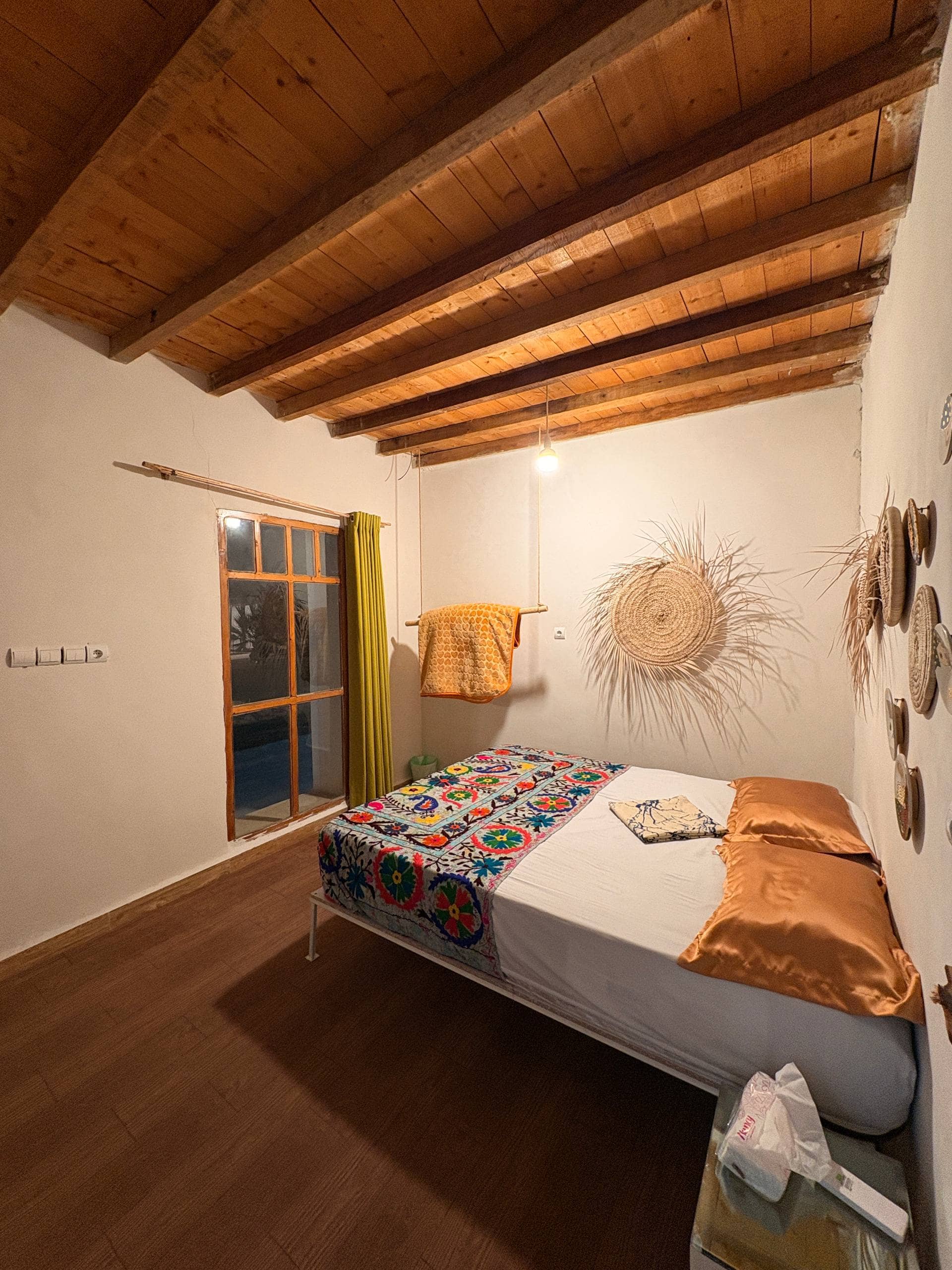 اجاره اتاق بومگردی در باغستان پارسیان - اتاق 5