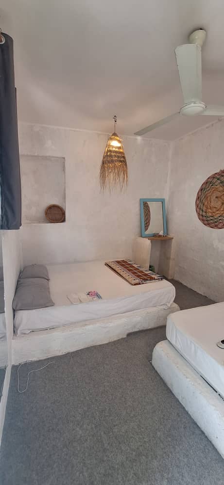 اجاره اقامتگاه بومگردی در طبل قشم - سه تخته محوطه اقامتگاه