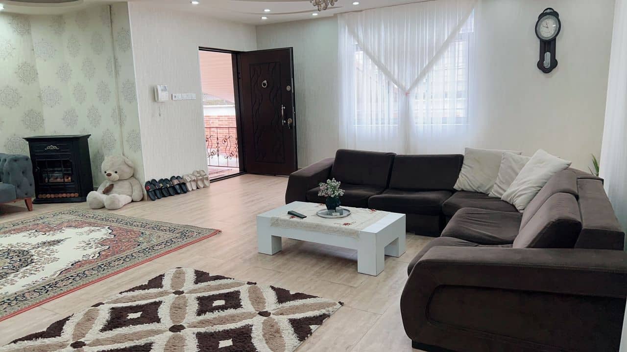 ویلا دوخواب در روستای طالب آباد انزلی  سالن