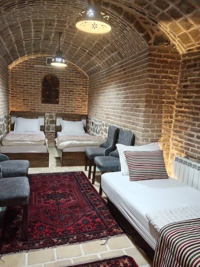 اقامتگاه سنتی در قزوین - ترنج حیاط اقامتگاه