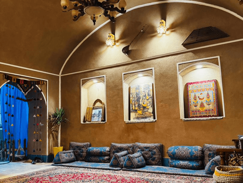  اجاره اقامتگاه سنتی در یزد - سنتی محوطه