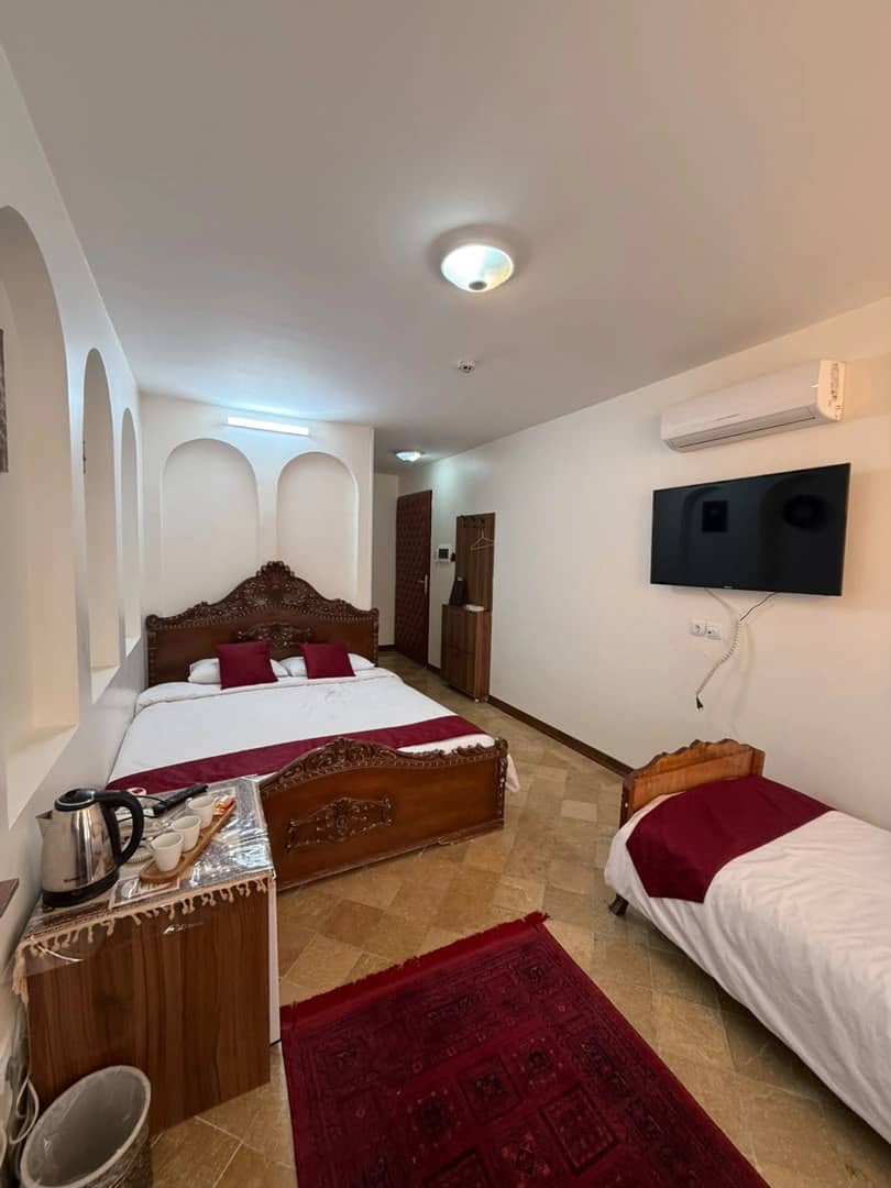 بوتیک هتل نزدیک میدان نقش جهان اصفهان -  3 تخته اکونومی نما