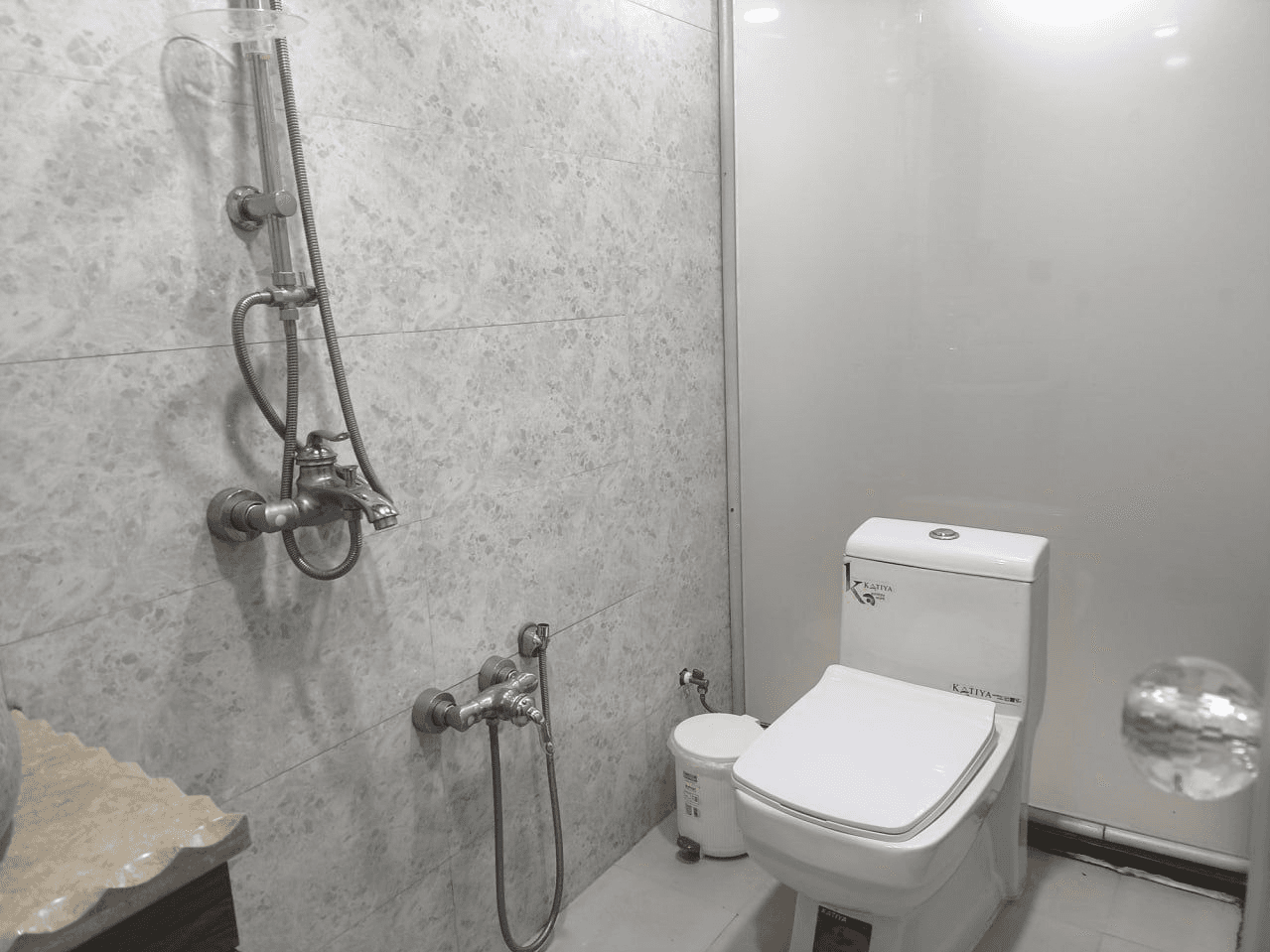 کلبه جنگلی در روستا سیوا تنکابن - سیکا نما کلبه 