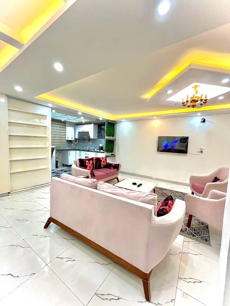 منزل ویلایی در بلوار شهدا گمنام رشت  سالن 