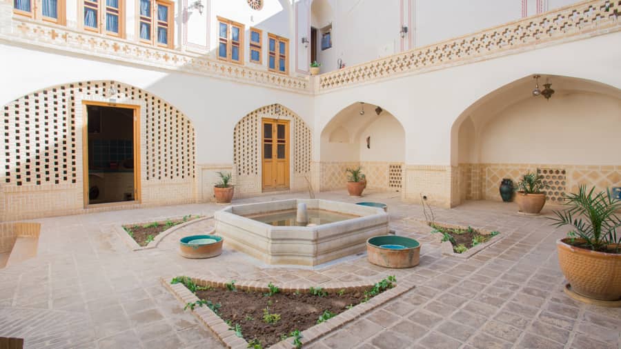 بوتیک هتل سنتی در کاشان - گلبان محوطه و نما