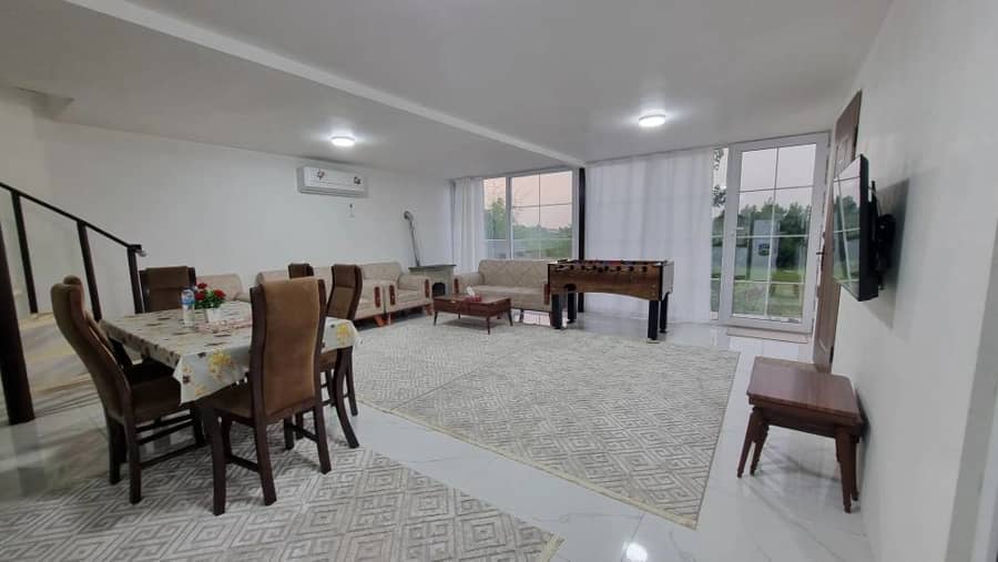 ویلا  دوبلکس جنگلی در روستای پیرهرات اسالم   نمای ویلا