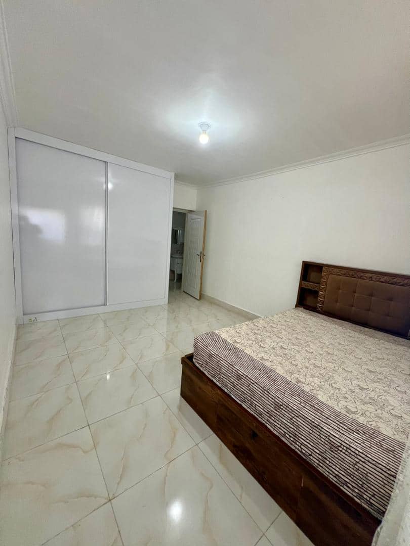 آپارتمان مبله دو خواب در روستا هاله عسلویه سالن