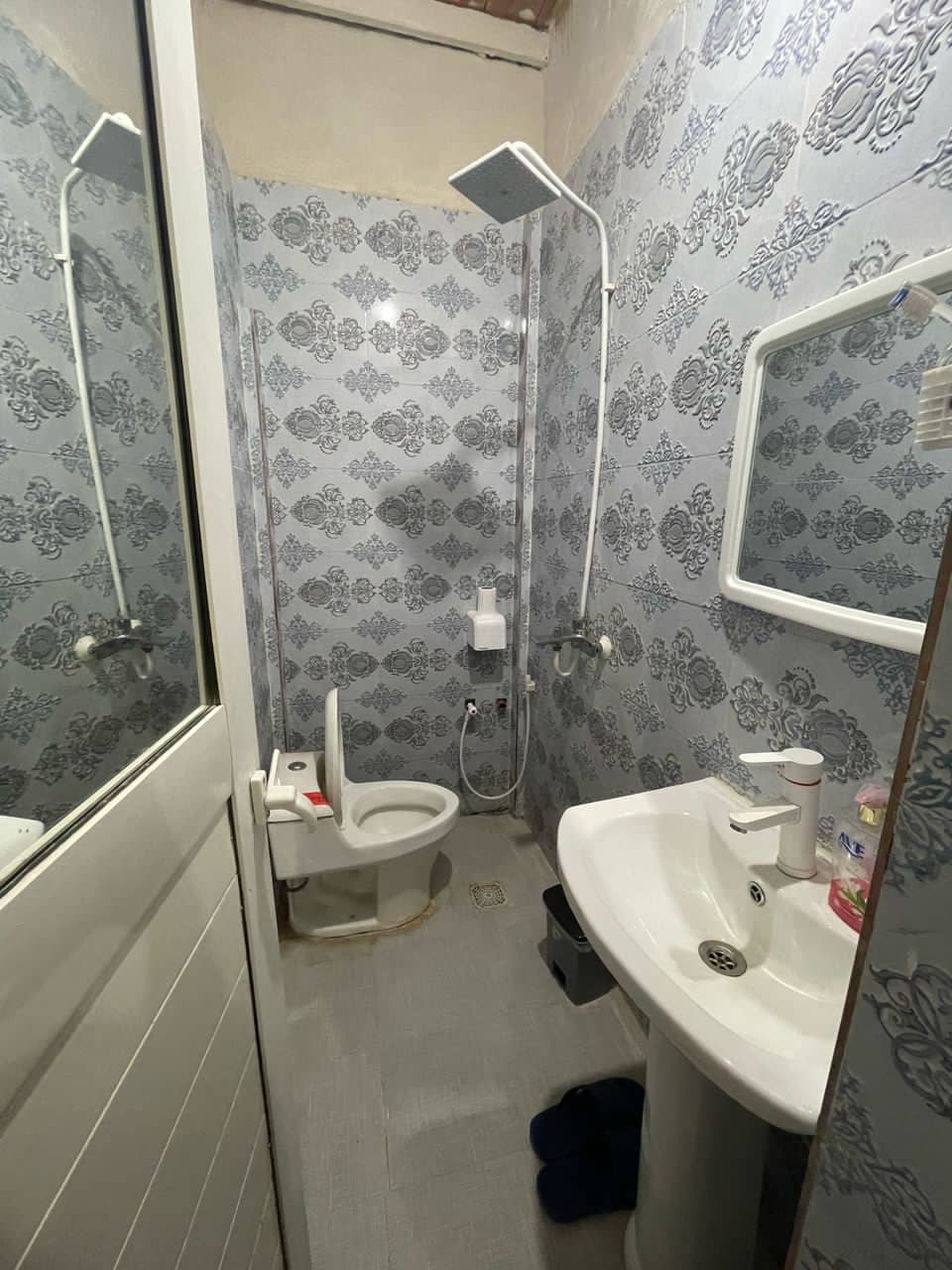 اقامتگاه بومگردی در روستا دیرستان قشم - 3 اتاق دو تخت 