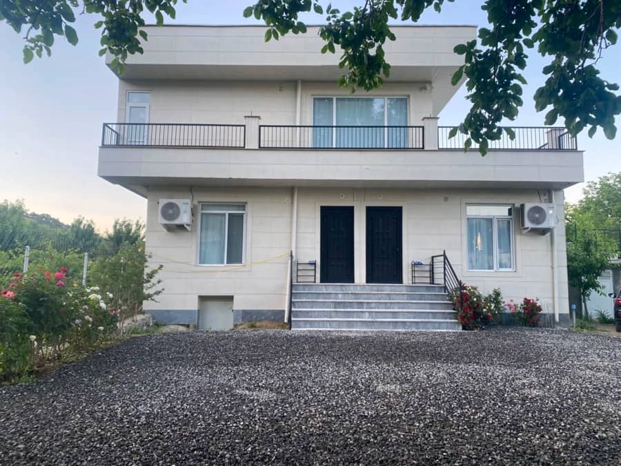 منزل ویلایی در دره تفی مریوان نزدیک رودخانه - 1  نما ساختمان 