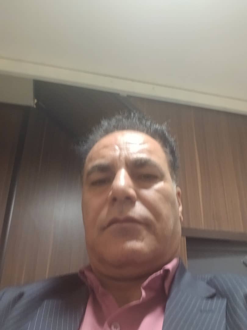 hostIntroImage-کوروش شریفی نژاد