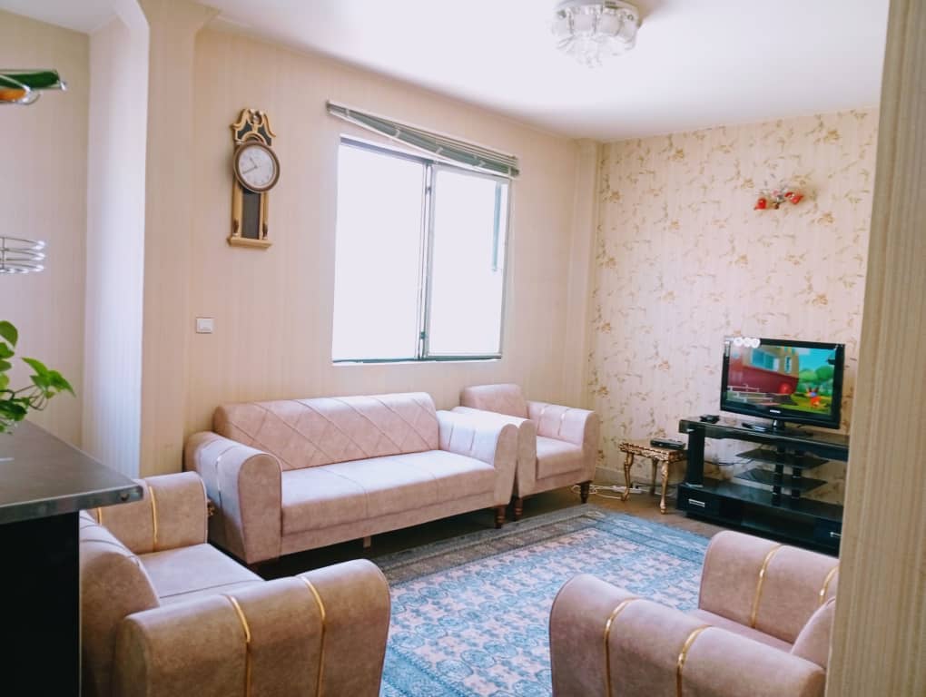 منزل مبله در بلوار دانش صدرا - دو خواب سالن