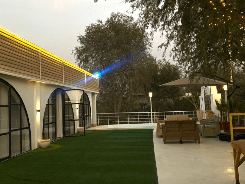 ویلا با استخر روباز آبسرد در رمکان قشم  اتاق 1 ویو به سمت استخر 