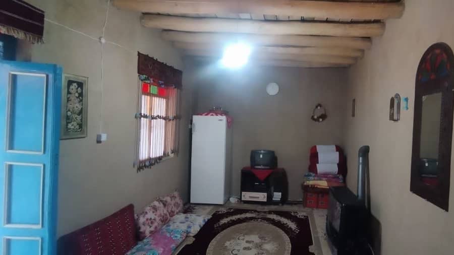 بومگردی سنتی در روستا سنی کهنه کلات نادری  نما اقامتگاه 
