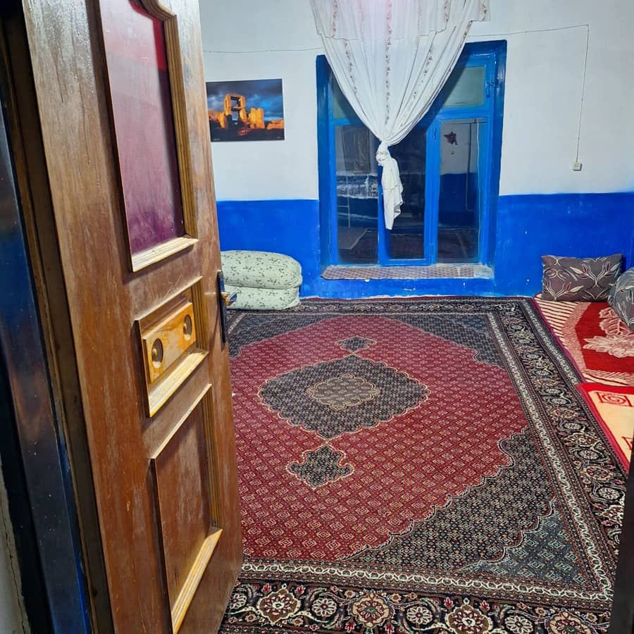 اجاره خانه روستایی سنتی در تکاب آذربایجان غربی   اتاق 1