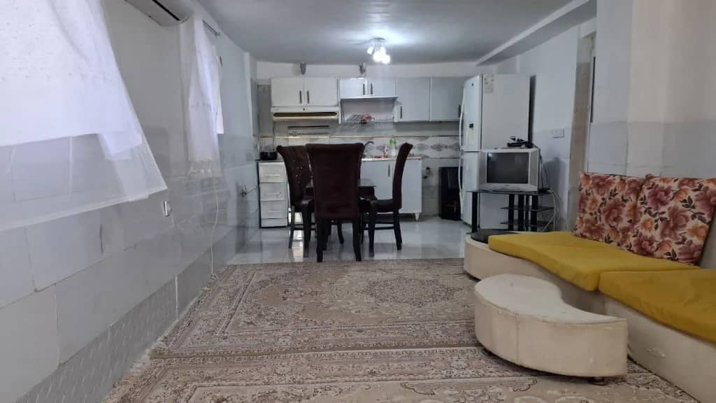 سوئیت جنگلی در رودسر - کلان کلایه  سالن و آشپزخانه 