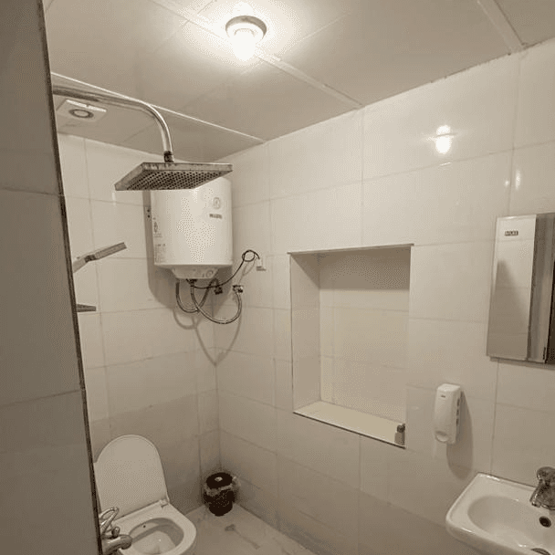 اقامتگاه بومگردی با استخر روباز آب سرد در سلخ قشم - دو تخته اتاق