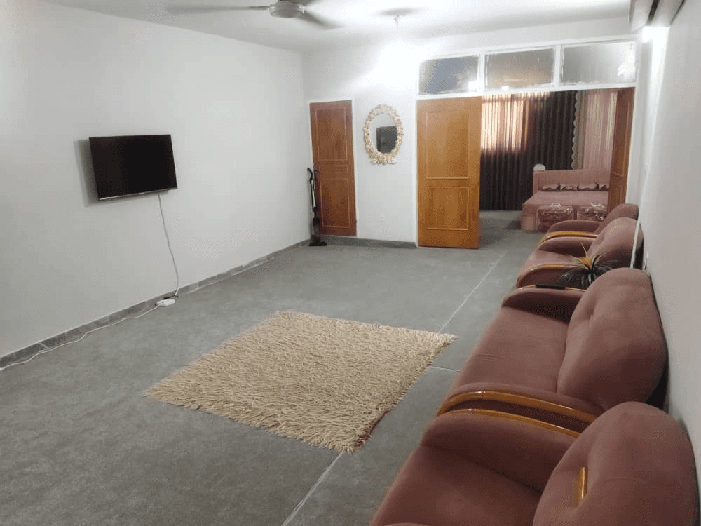 آپارتمان مبله در قم - تک خواب طبقه اول سالن