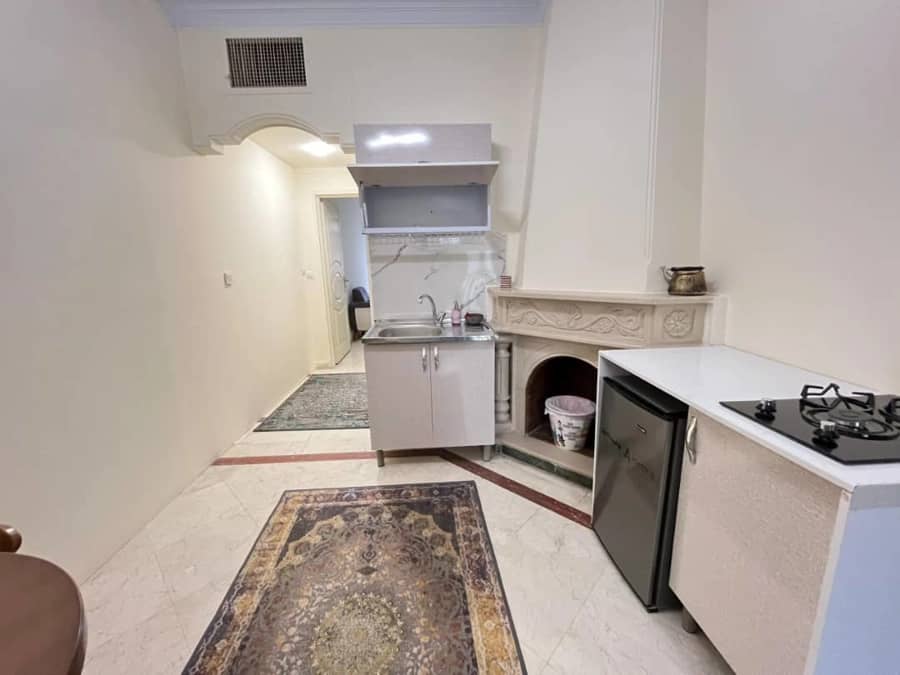 اجاره آپارتمان تکخواب در فاطمی تهران - 102 سالن و آشپزخانه 