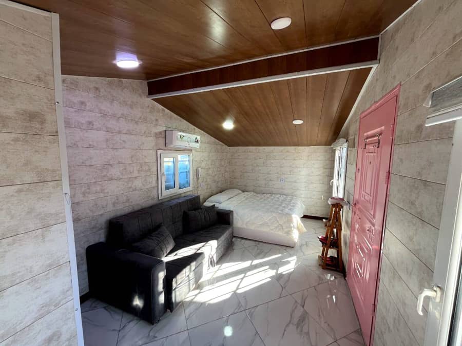 کانکس ساحلی در هرمز - صورتی واحد صورتی 