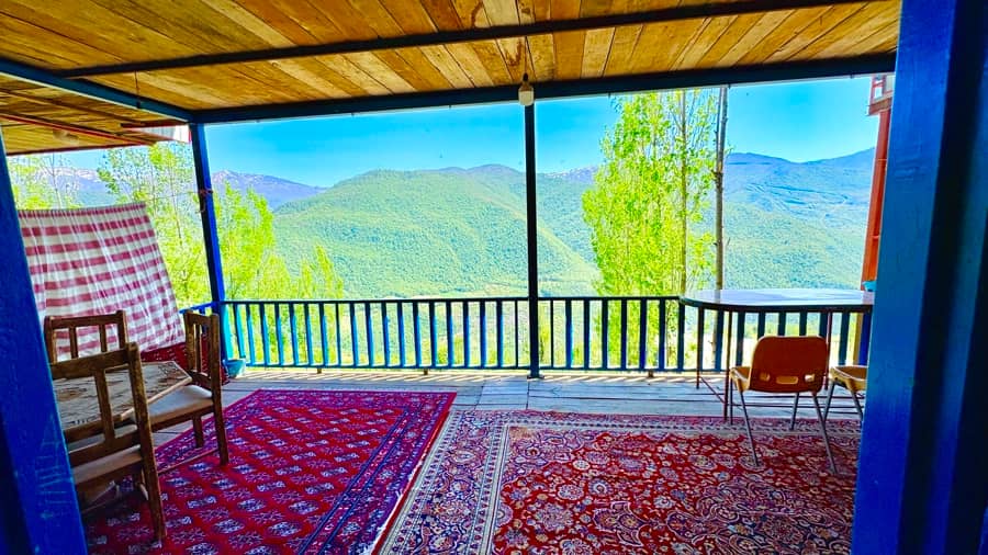 بومگردی در روستای میان رستاق علی‌آباد - 2 چشم انداز 
