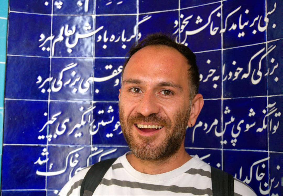 hostIntroImage-امیر یونسی 