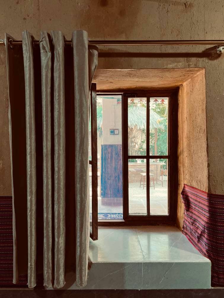 اجاره اتاق سنتی نزدیک ساحل در سیراف - جالبوت