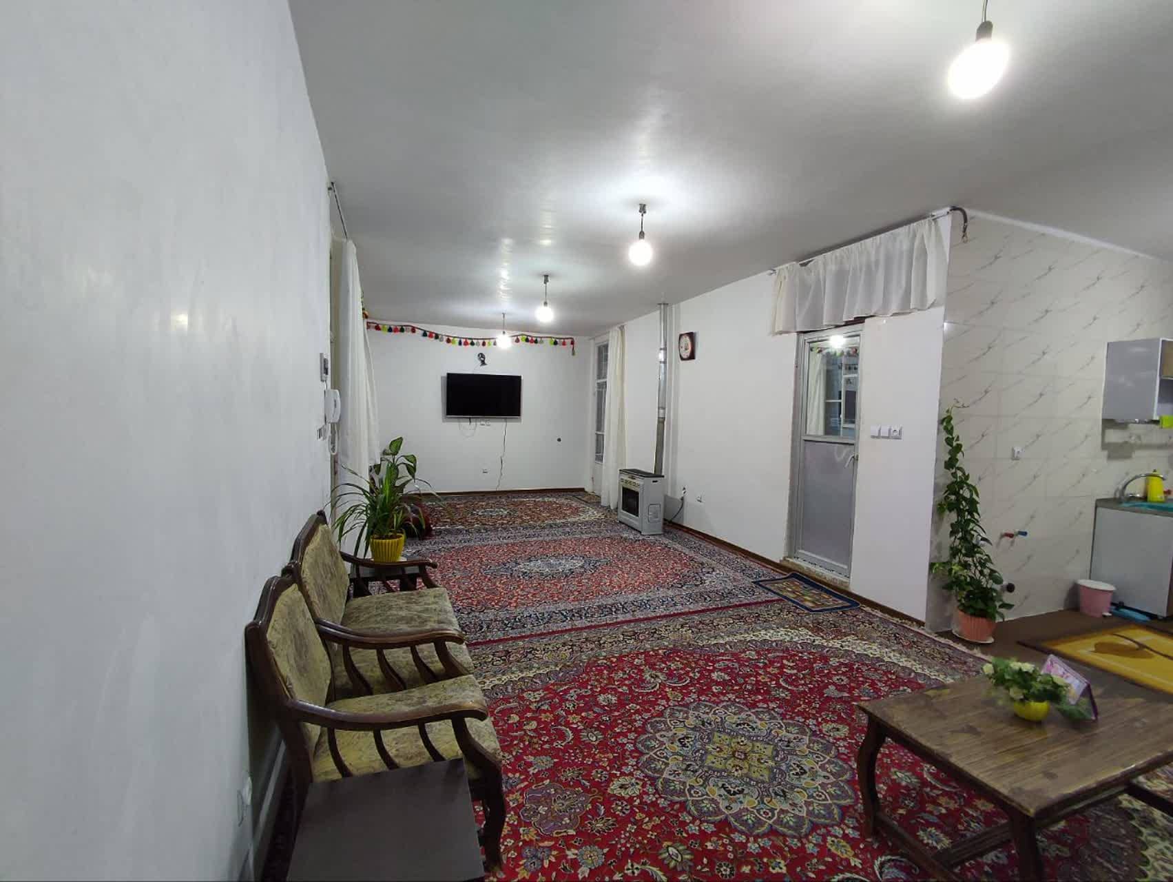 منزل ویلایی در روستای محمدآباد چلگرد - طبقه۱ نما ساختمان 
