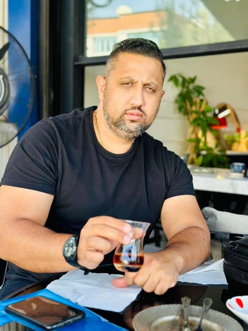 hostIntroImage-سمیر پوردانش